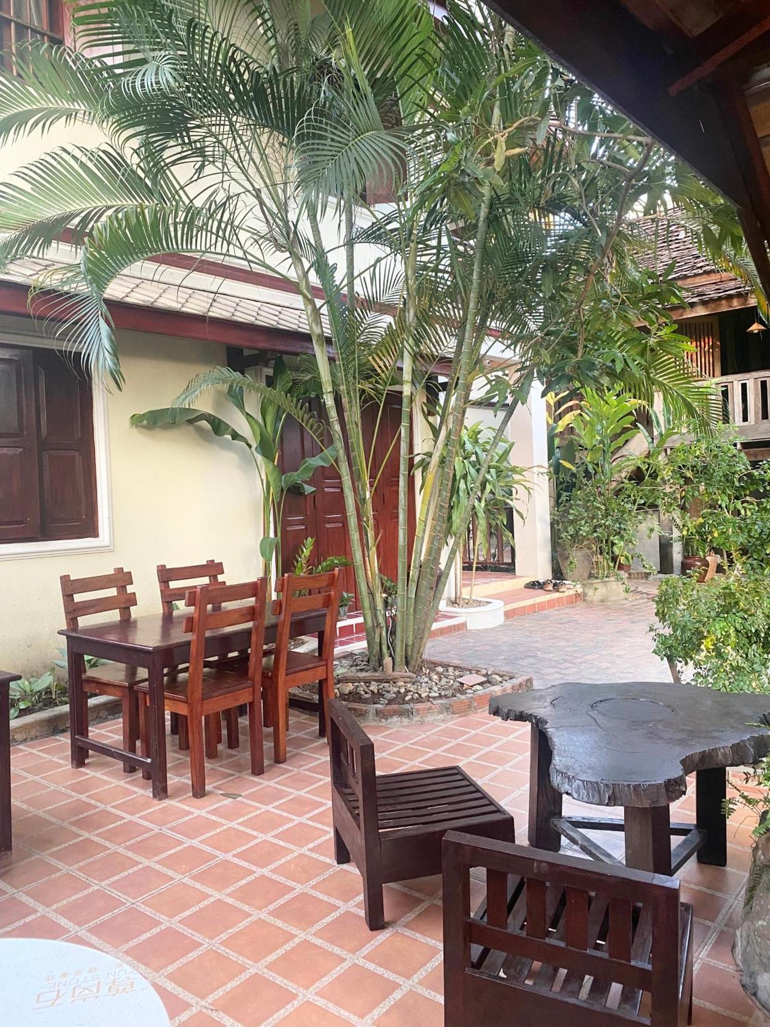 Golden Sun Boutique Hotel Luang Prabang Bagian luar foto